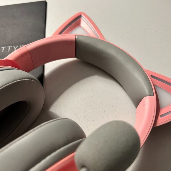 Razer Kraken Kitty V2 USB Wired RGB Headset: Chroma Kitty Ears Quartz Pi… - Picture 6 of 15